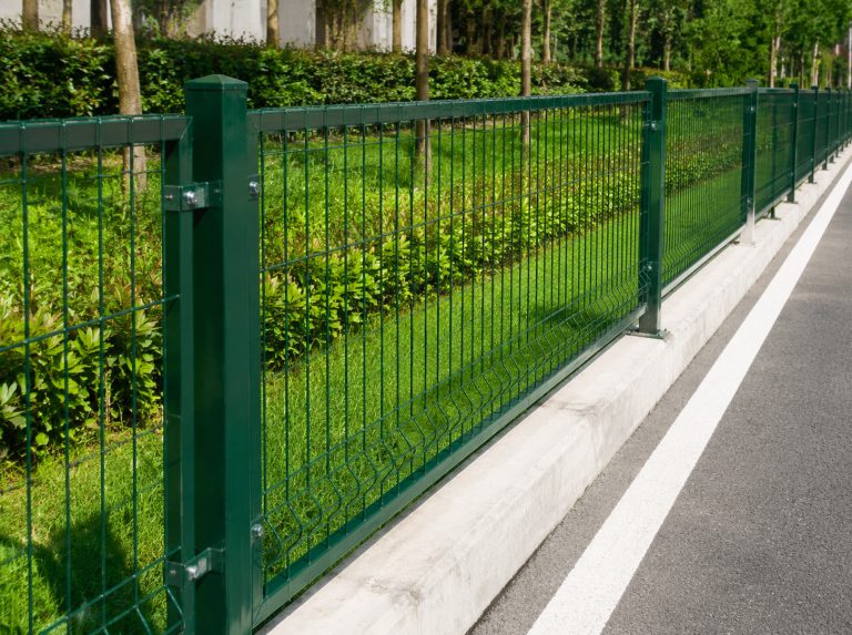 云南市政道路隔离护栏网